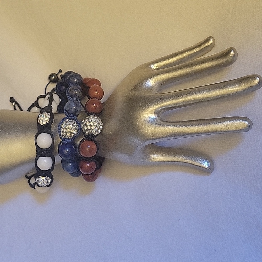 Fantastic lots bracelet